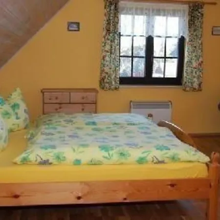Schönes In Althagen Mit Terrasse Und Grill Ferienhaus